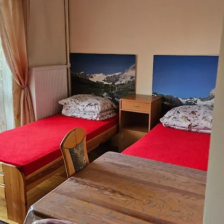 Moc Hostel Warsaw
